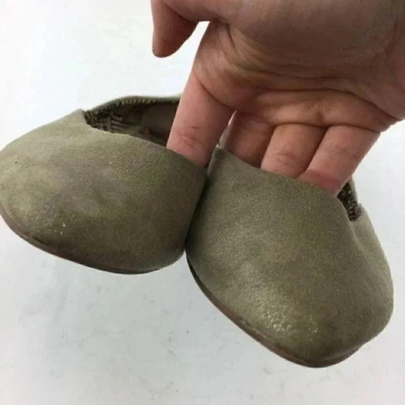 Crown Vintage Wedge Flats 6 Faux Suede Pointy Toe - Picture 8 of 9